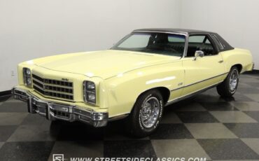 Chevrolet-Monte-Carlo-1976-Coupe-17