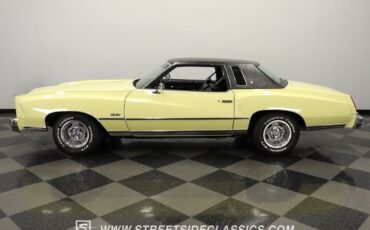 Chevrolet-Monte-Carlo-1976-Coupe-2