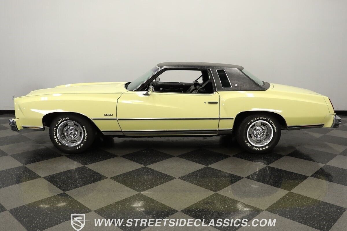 Chevrolet-Monte-Carlo-1976-Coupe-2