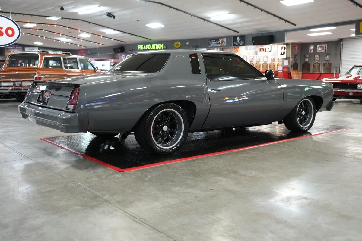 Chevrolet-Monte-Carlo-1976-Coupe-22