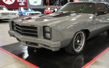 Chevrolet-Monte-Carlo-1976-Coupe-26