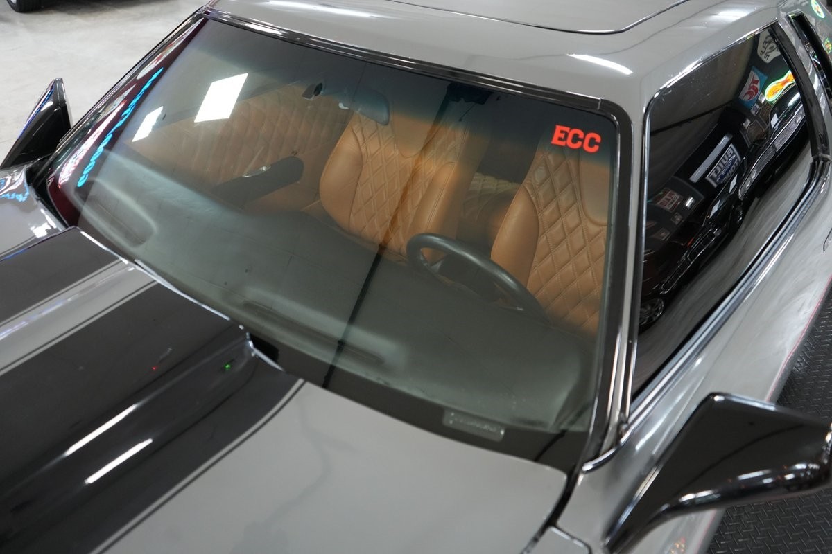 Chevrolet-Monte-Carlo-1976-Coupe-32