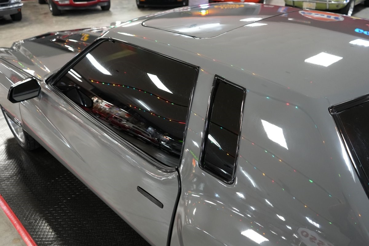 Chevrolet-Monte-Carlo-1976-Coupe-37
