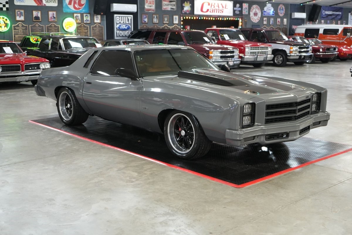 Chevrolet-Monte-Carlo-1976-Coupe-7