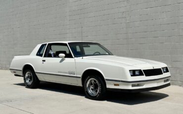 Chevrolet-Monte-Carlo-1984-Coupe-14