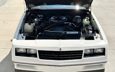 Chevrolet-Monte-Carlo-1984-Coupe-16