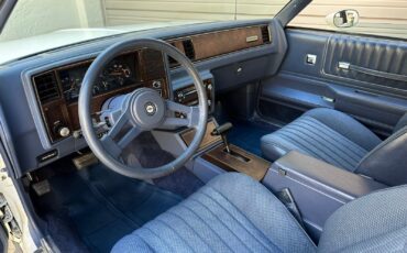 Chevrolet-Monte-Carlo-1984-Coupe-21