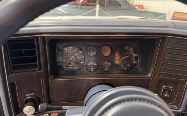 Chevrolet-Monte-Carlo-1984-Coupe-31