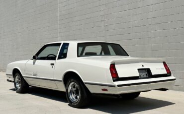 Chevrolet-Monte-Carlo-1984-Coupe-7