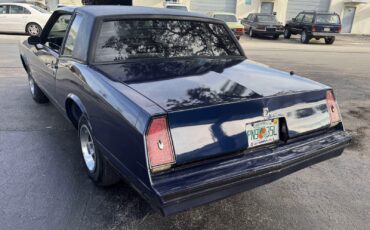 Chevrolet-Monte-Carlo-1985-Coupe-3