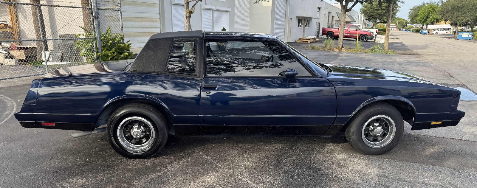 Chevrolet-Monte-Carlo-1985-Coupe-5