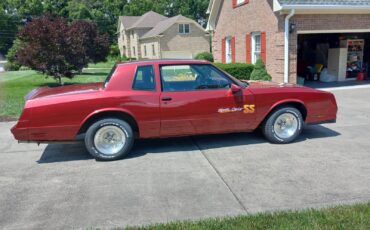 Chevrolet-Monte-Carlo-1986-Coupe-2