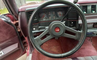 Chevrolet-Monte-Carlo-1986-Coupe-4