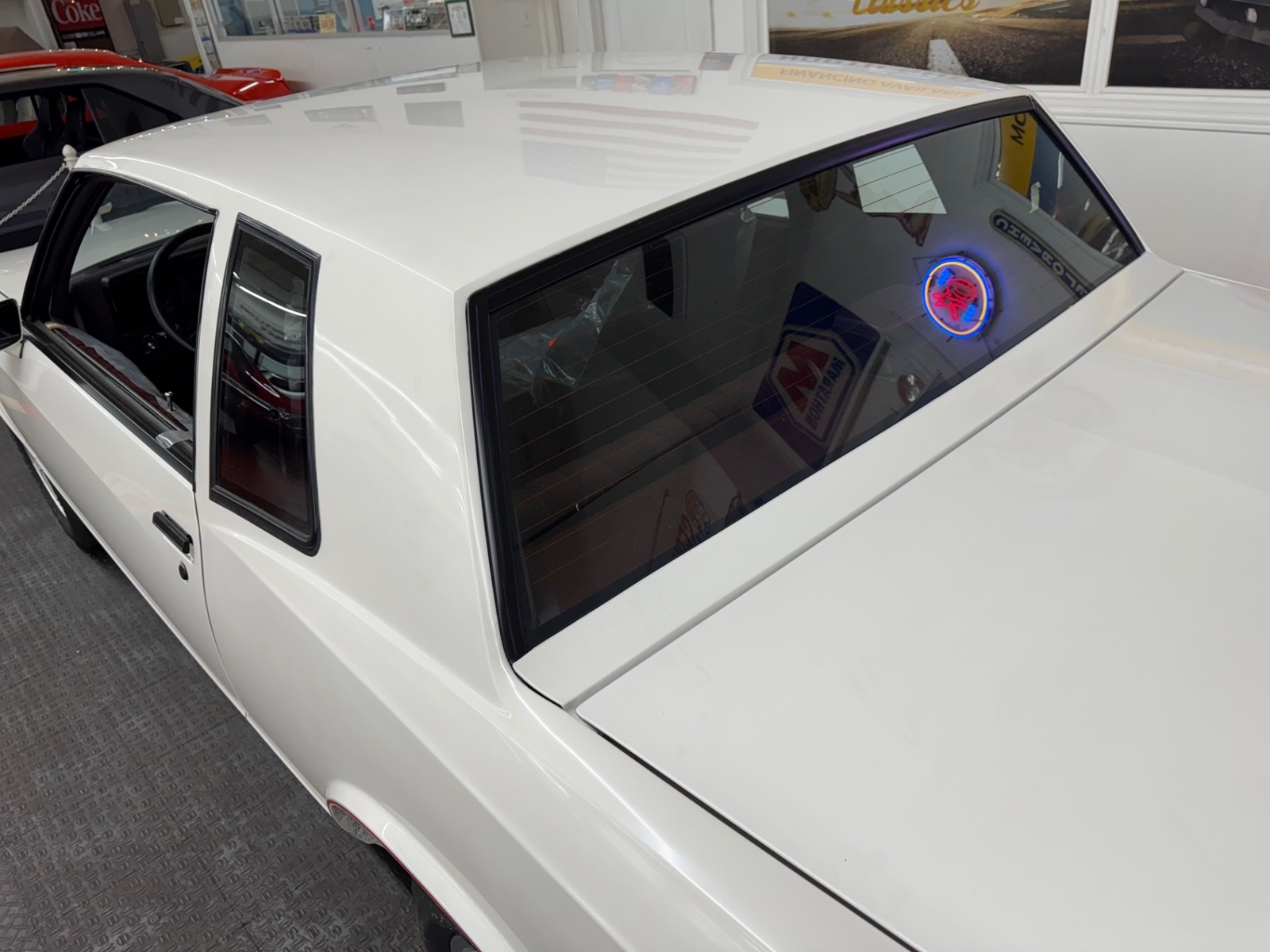Chevrolet-Monte-Carlo-1988-Coupe-15