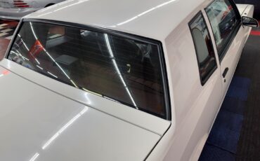 Chevrolet-Monte-Carlo-1988-Coupe-16