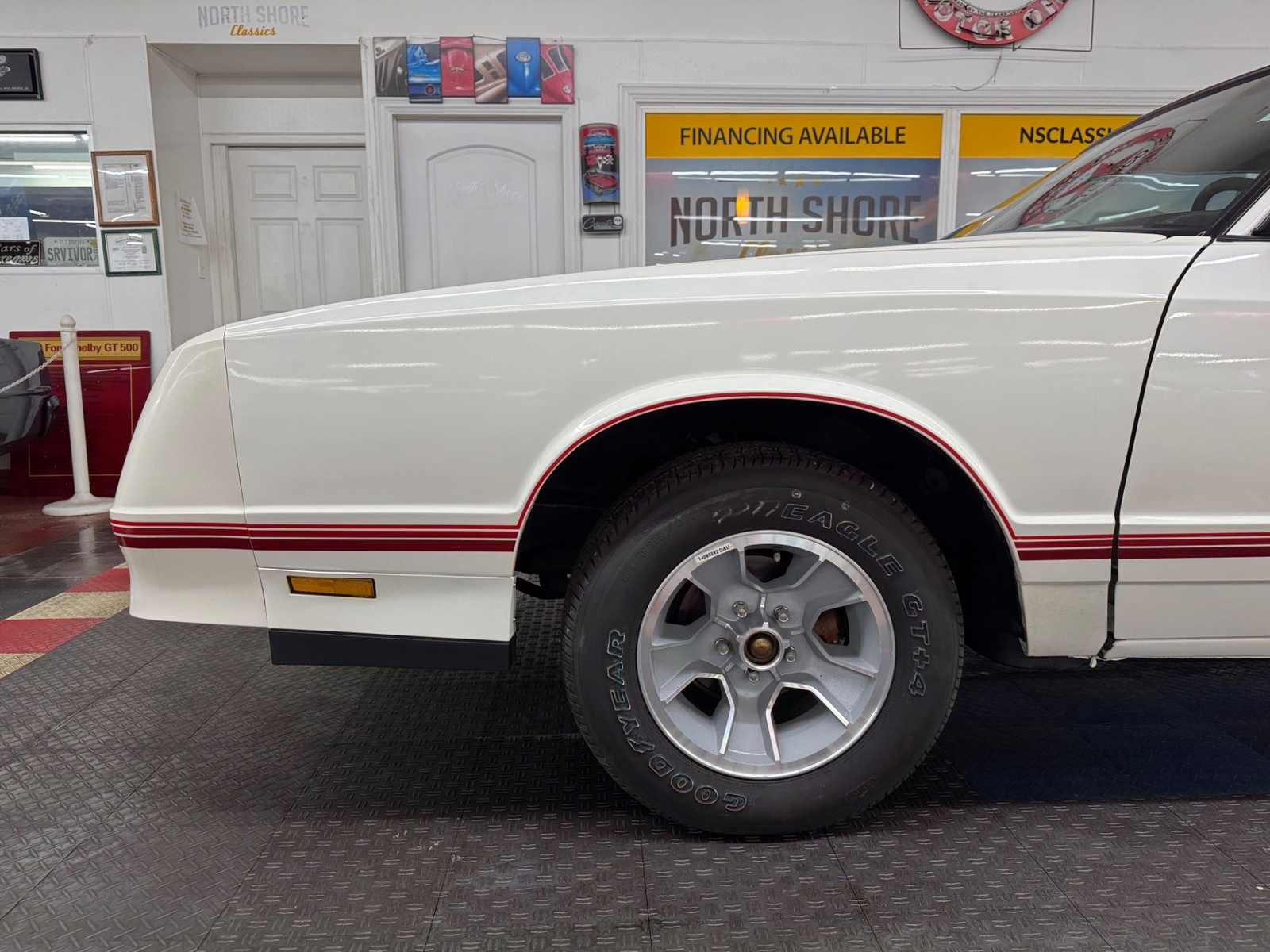 Chevrolet-Monte-Carlo-1988-Coupe-17