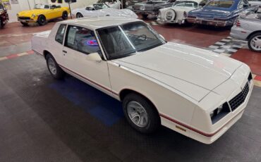 Chevrolet-Monte-Carlo-1988-Coupe-30