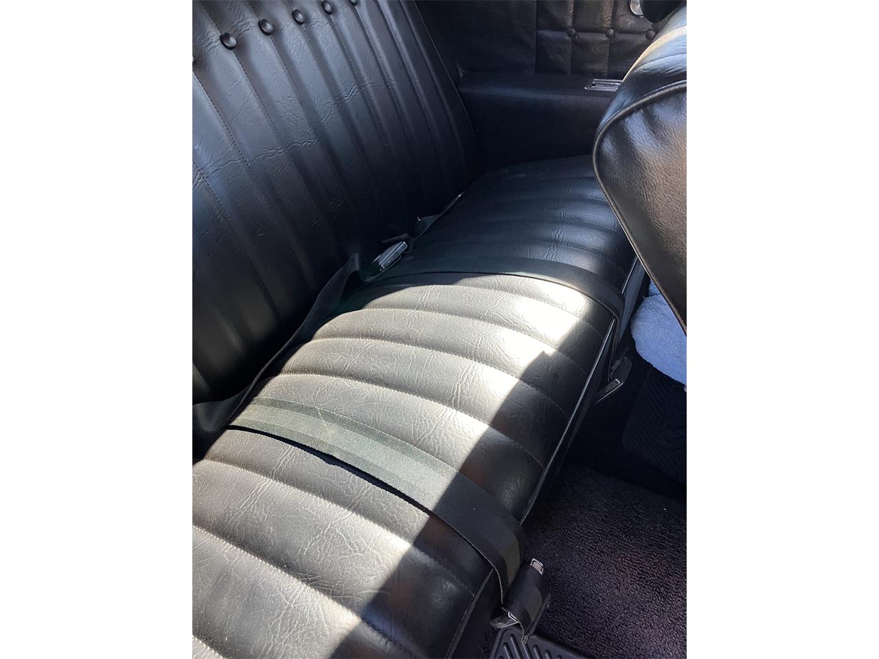Chevrolet-Monte-carlo-1971-Silverblack-black-1