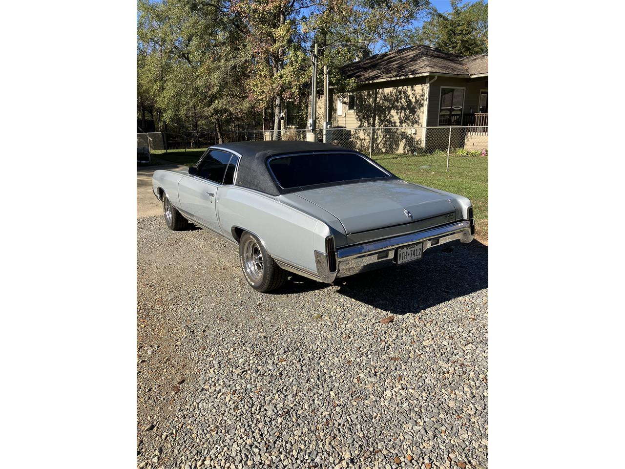 Chevrolet-Monte-carlo-1971-Silverblack-black-17
