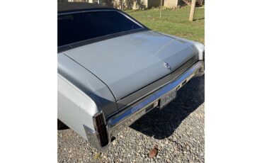 Chevrolet-Monte-carlo-1971-Silverblack-black-18