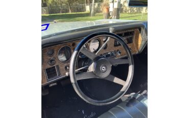 Chevrolet-Monte-carlo-1971-Silverblack-black
