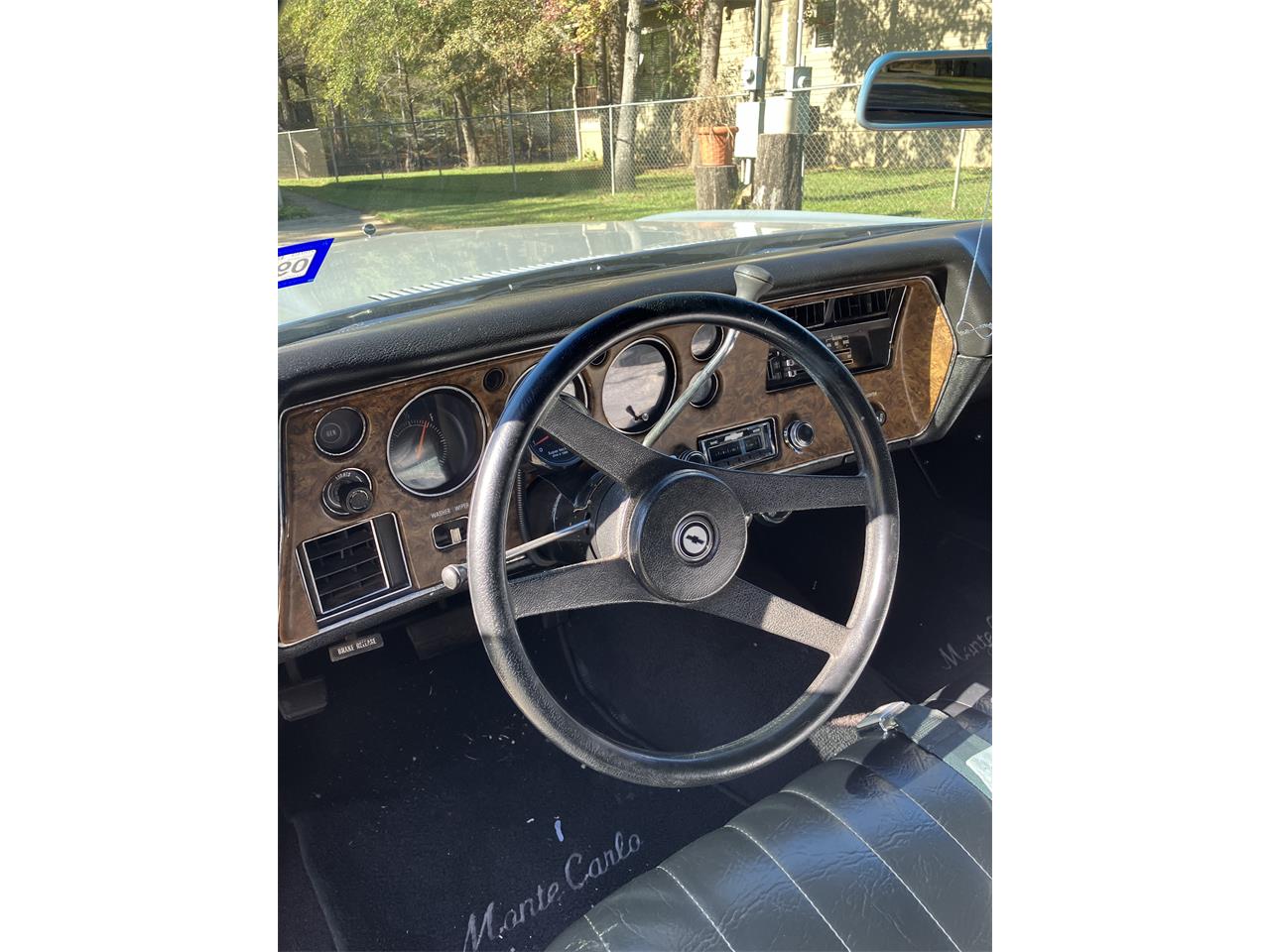 Chevrolet-Monte-carlo-1971-Silverblack-black