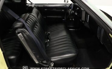 Chevrolet-Monte-carlo-1976-Cream-Gold-Black-30