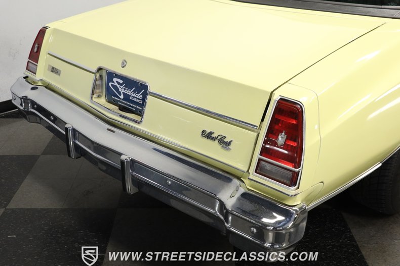 Chevrolet-Monte-carlo-1976-Cream-Gold-Black-4