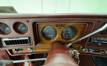 Chevrolet-Monte-carlo-1976-Firethorn-Red-Metall-Dark-Mahogany-10