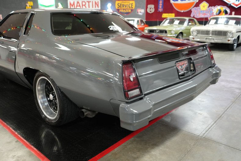 Chevrolet-Monte-carlo-1976-Gray-Tan-1
