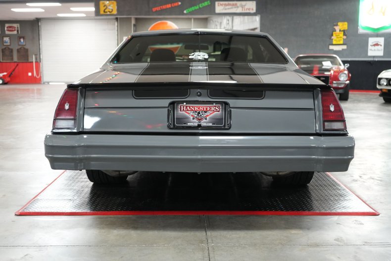 Chevrolet-Monte-carlo-1976-Gray-Tan-26