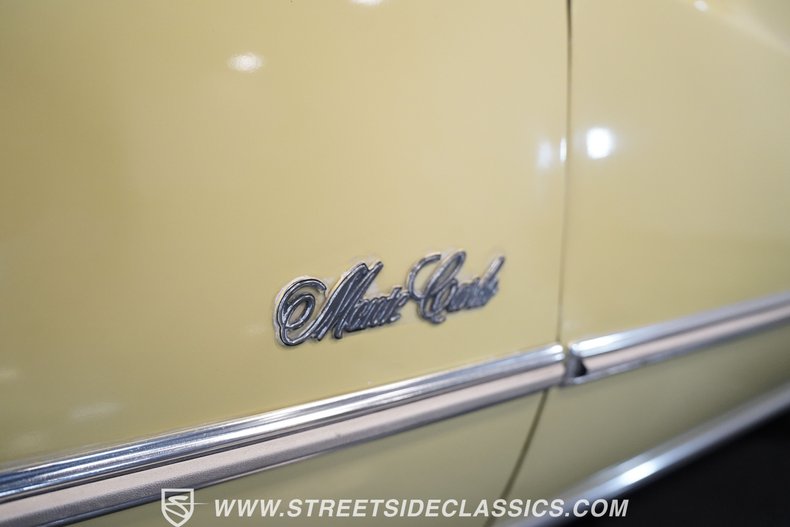 Chevrolet-Monte-carlo-1976-Yellow-White-37