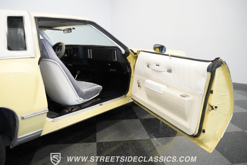 Chevrolet-Monte-carlo-1976-Yellow-White-40