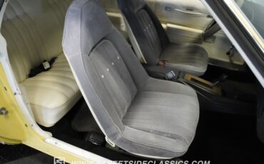 Chevrolet-Monte-carlo-1976-Yellow-White-43