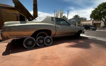 Chevrolet-Monte-carlo-1977-8
