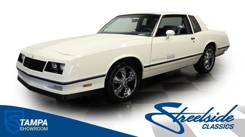 Chevrolet-Monte-carlo-1984-White-Light-Blue-45