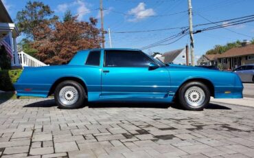 Chevrolet-Monte-carlo-1985-Blue