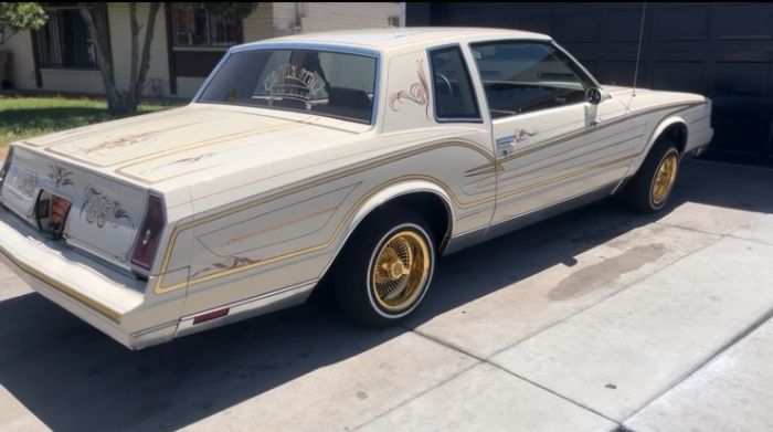 Chevrolet-Monte-carlo-1985-Custom-1