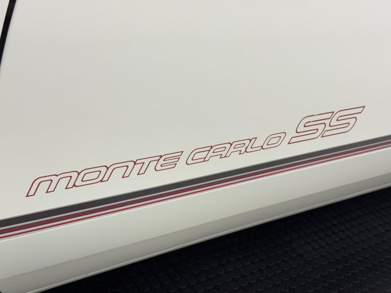 Chevrolet-Monte-carlo-1986-White-Burgundy-10