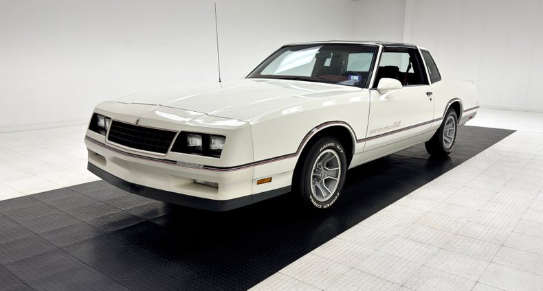 Chevrolet-Monte-carlo-1986-White-Burgundy-43