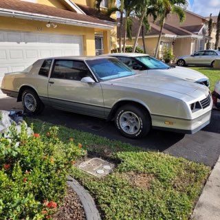 Chevrolet-Monte-carlo-1987-Silver-4