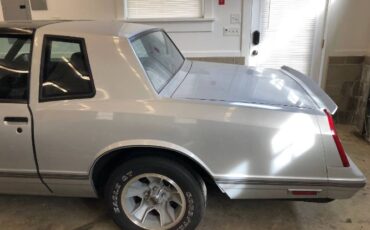Chevrolet-Monte-carlo-1987-Silver-Burgundy-17
