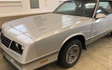 Chevrolet-Monte-carlo-1987-Silver-Burgundy-22