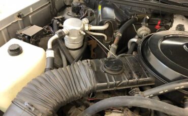 Chevrolet-Monte-carlo-1987-Silver-Burgundy