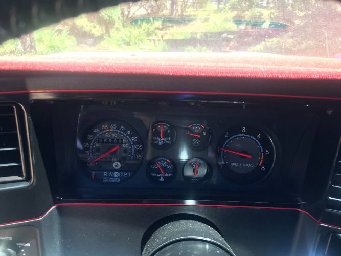Chevrolet-Monte-carlo-1987-White-12
