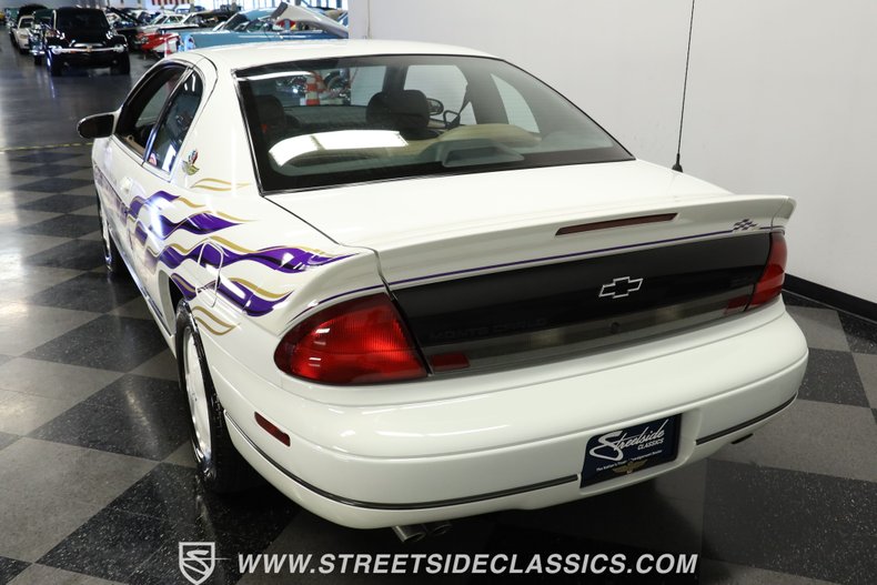 Chevrolet-Monte-carlo-1995-White-Light-Beige-Leather-1