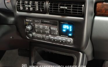 Chevrolet-Monte-carlo-1995-White-Light-Beige-Leather-37