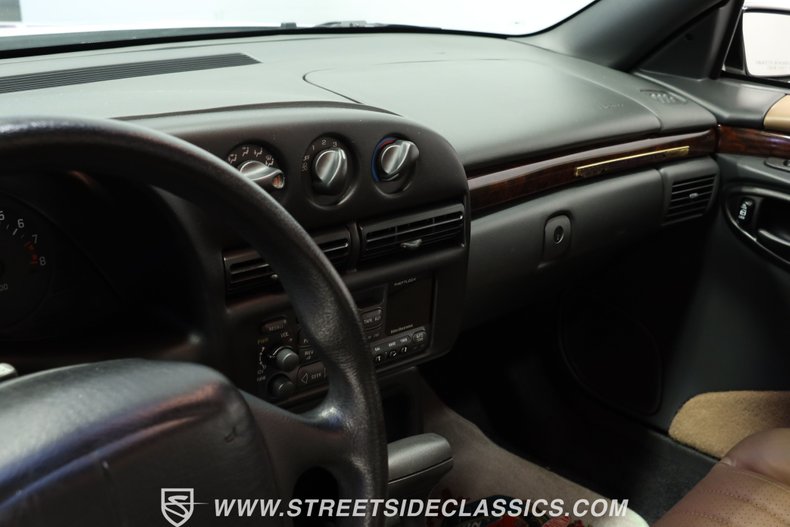 Chevrolet-Monte-carlo-1995-White-Light-Beige-Leather-39