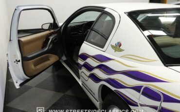 Chevrolet-Monte-carlo-1995-White-Light-Beige-Leather-8