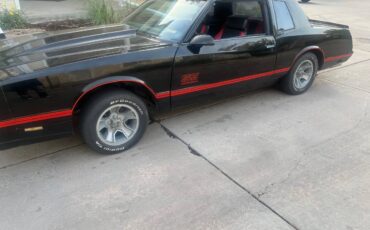 Chevrolet-Monte-carlo-ss-1986-1